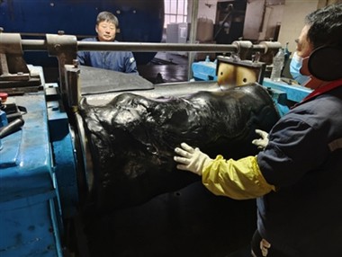 תהליך ערבוב גומי טבעי